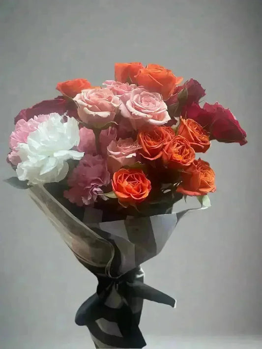 The Henderson Hand-Tie - Bud Weismiller Florist and Flower Delivery